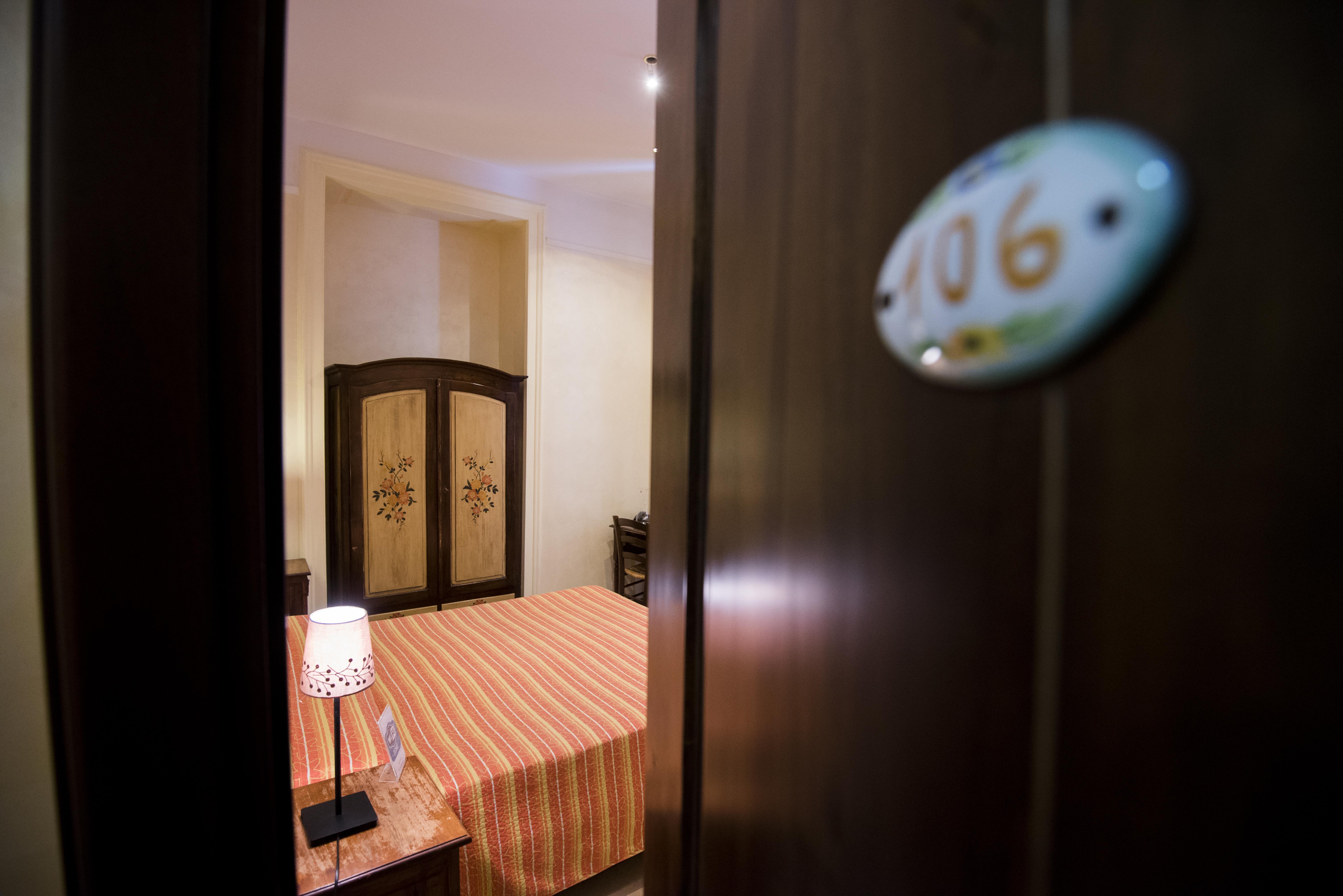 Schilizzi Hotel Napoli Esterno foto