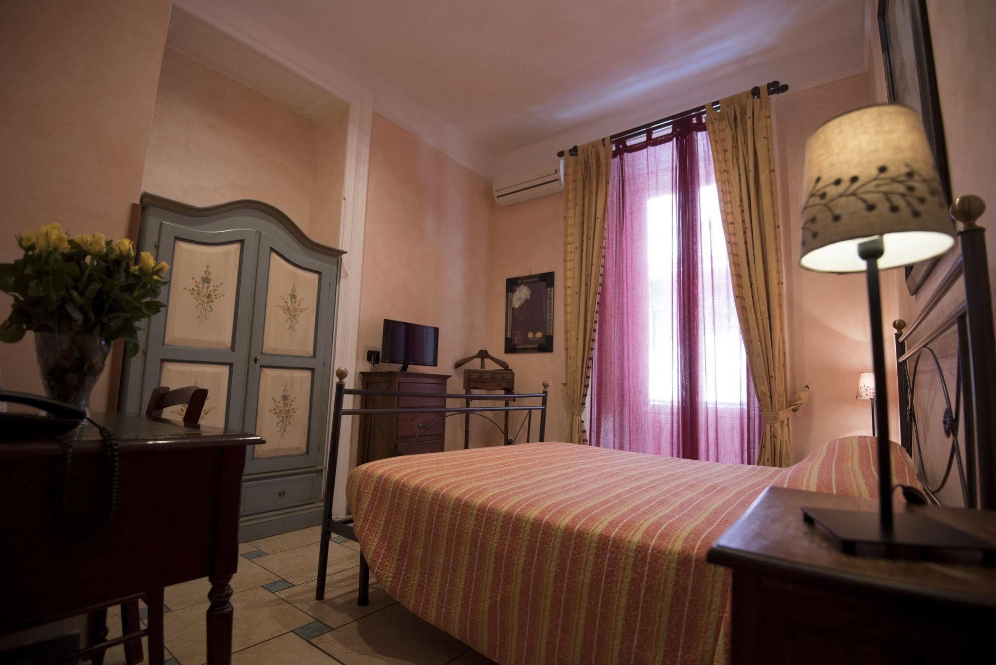Schilizzi Hotel Napoli Esterno foto